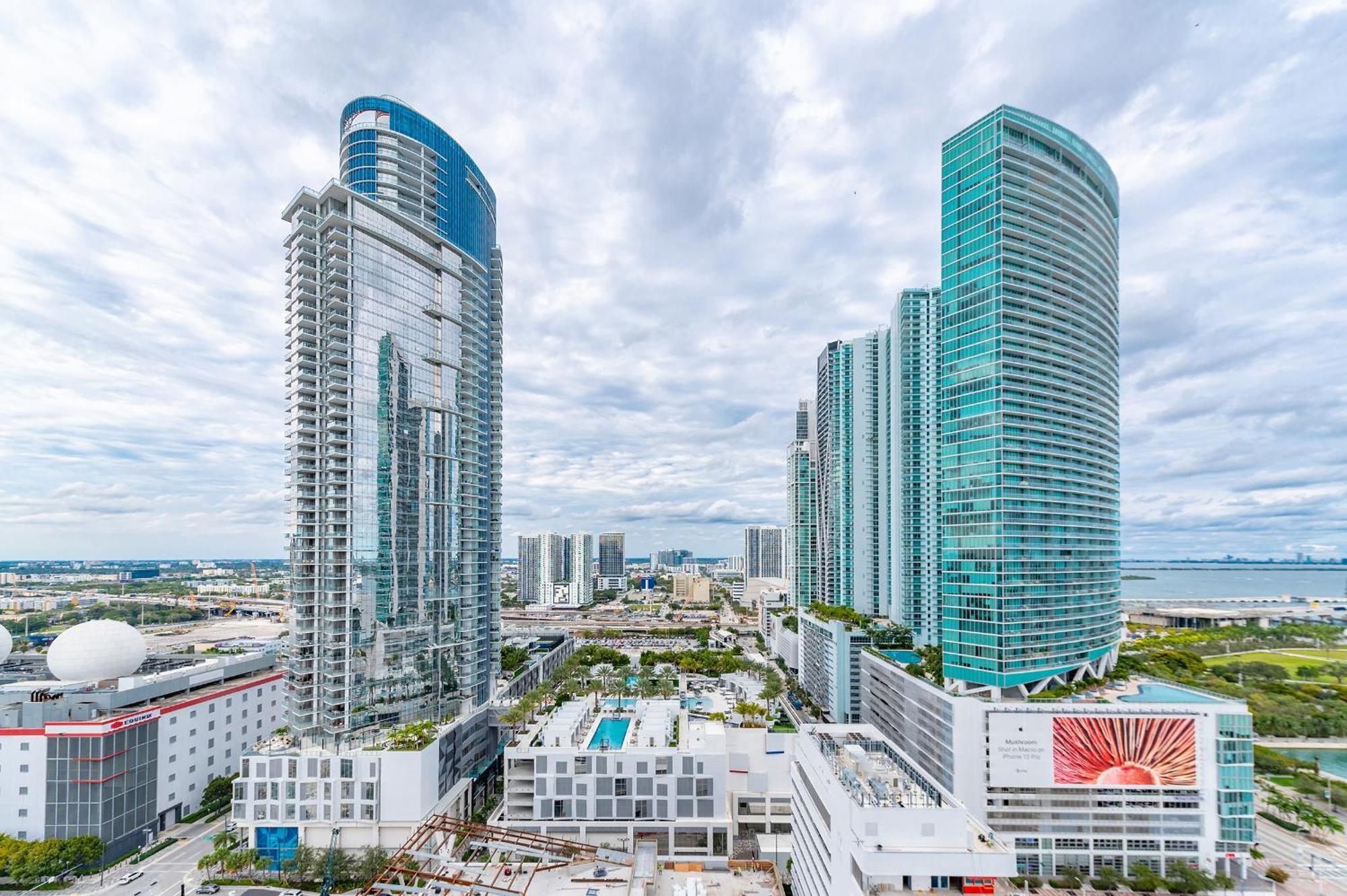 Global Luxury Suites Miami Worldcenter Chambre photo